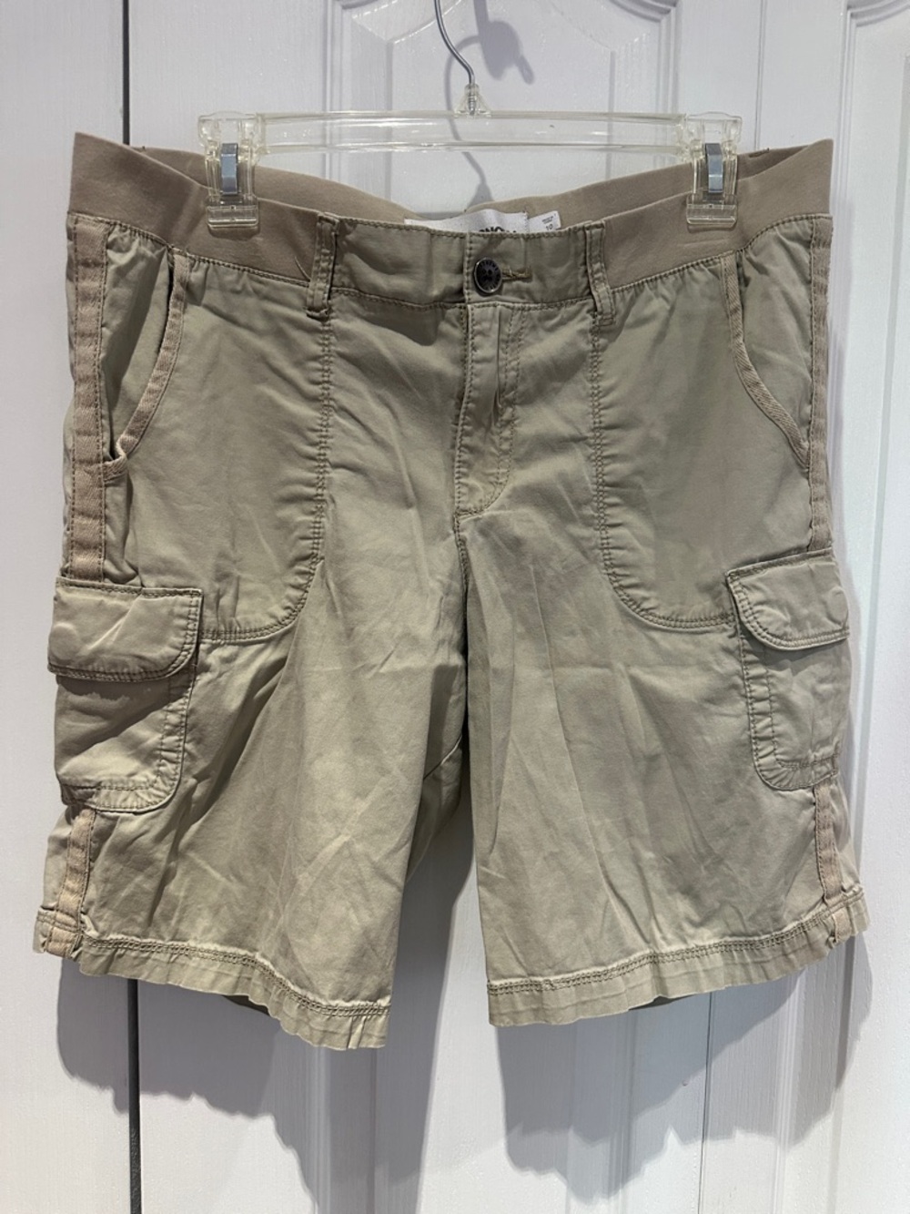 Sonoma Women’s Cargo Shorts in Light Khaki